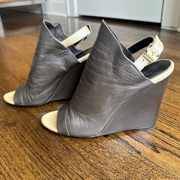 Balenciaga Glove Slingback Sandal, Graphite/Straw, Women's Size 37.5 - Picture 2 of 10